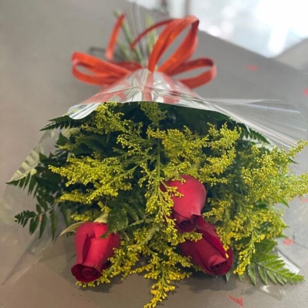 Mini Buquê 3 Rosas Vermelhas